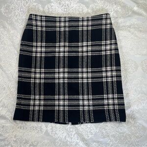 Talbots Wool Blend Plaid & Houndstooth Skirt Black & White Size 6
